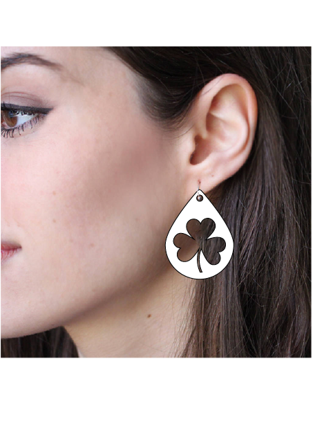 Wide Clover Tear Drop